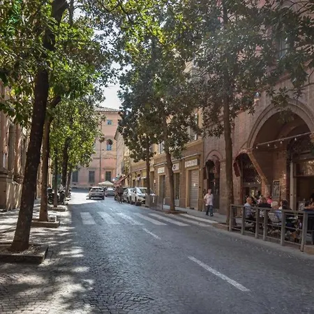 1cavour Palace In Center - And Гостевой дом 3*