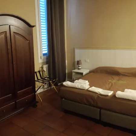 Гостевой дом 1cavour Palace In Center - And 3*